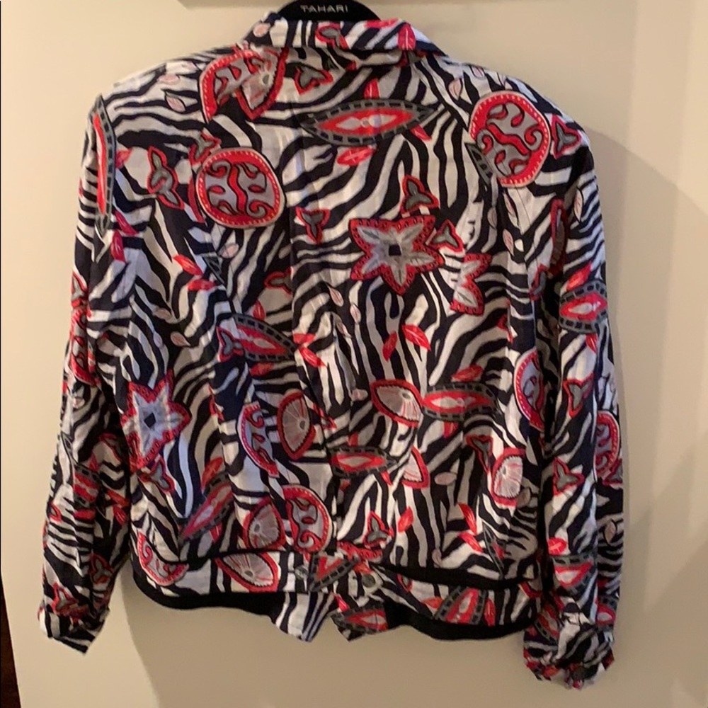 August Silk Red, Black & Gray Pattern Jacket Euc! - image 5